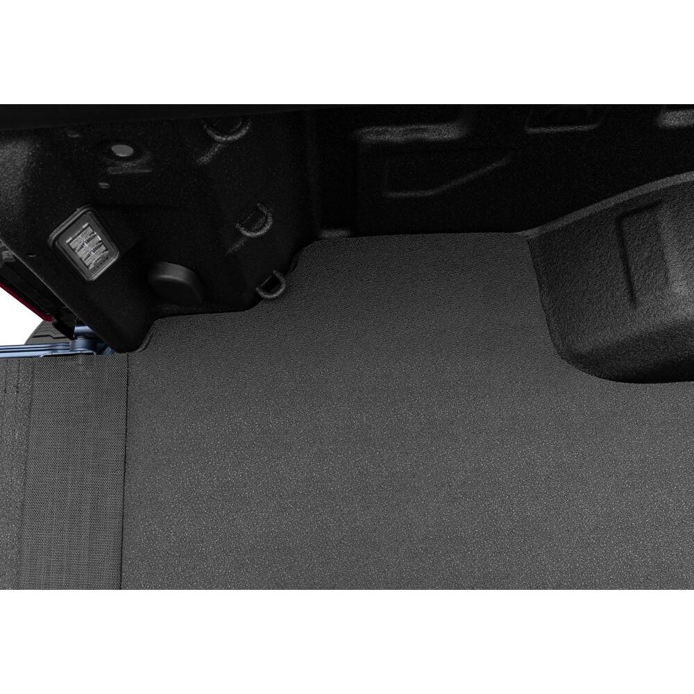 BedRug 20+ GM T1Xx HD 6'9" Bed w/o Multi-Pro Tailgate Impact Bed Mat - Charcoal (IMC20SBS) installed view