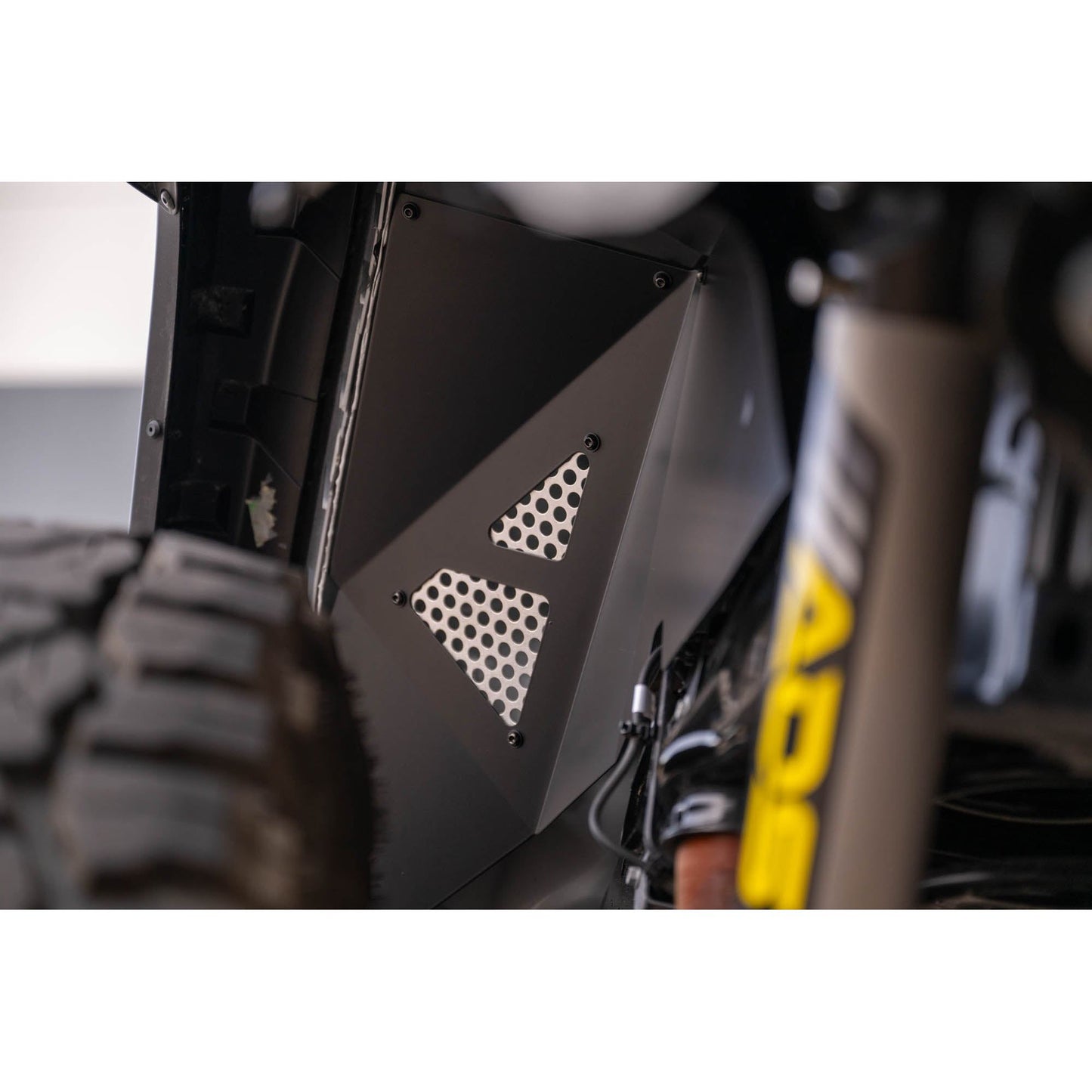 DV8 OFF-ROAD | 2018 2024 Jeep Wrangler JL JLU Rear Inner Fenders  | INFEND-06RB