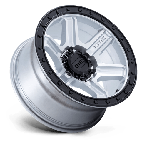 KMC KM551 OUTRUN Machined W/ Gloss Black Lip wheel showcasing rugged design and performance features.