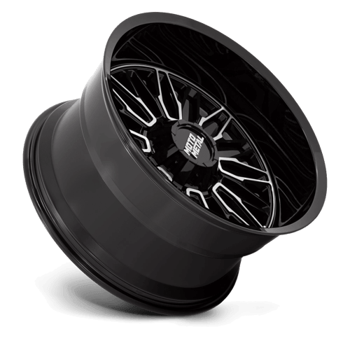Moto Metal MO809 STINGER Gloss Black Machined wheel showcasing its multi-spoke design and rugged build.