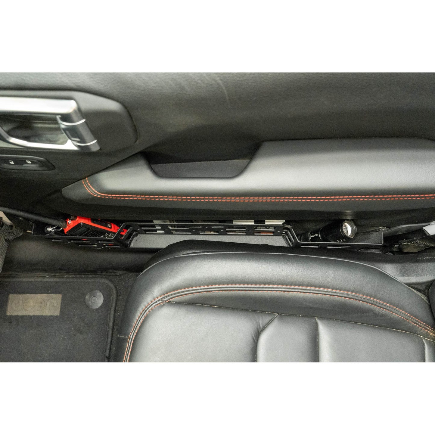 DV8 OFF-ROAD | 2018 2025 Jeep Wrangler JL & Gladiator JT Electric Seat Front Door Molle Pockets  | MPJL-10
