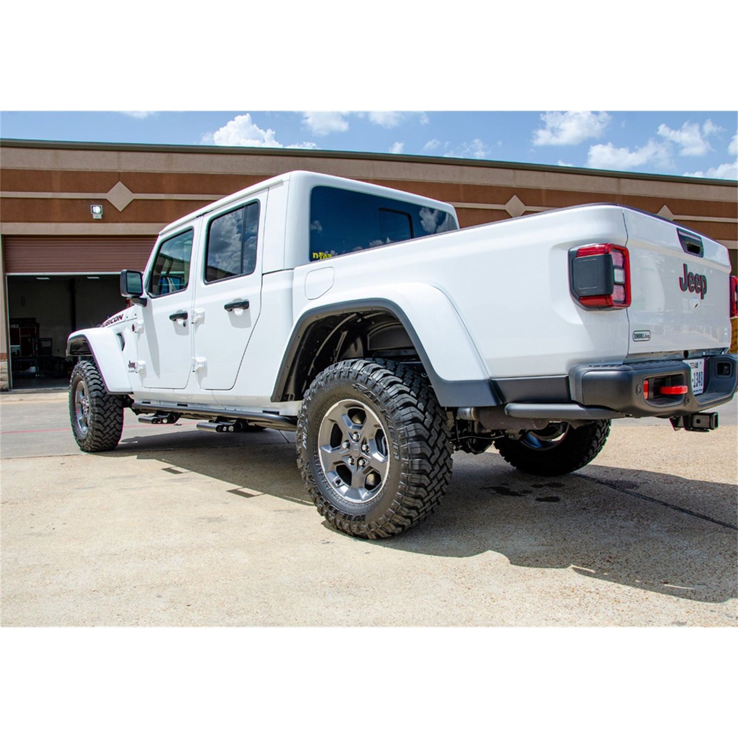 N-Fab | RKR Step Sys-Full Len (2 Stp Mnts/2 Stp)-20-24 Gladiator JT 4Dr-TX Blk | J194TRKRS4