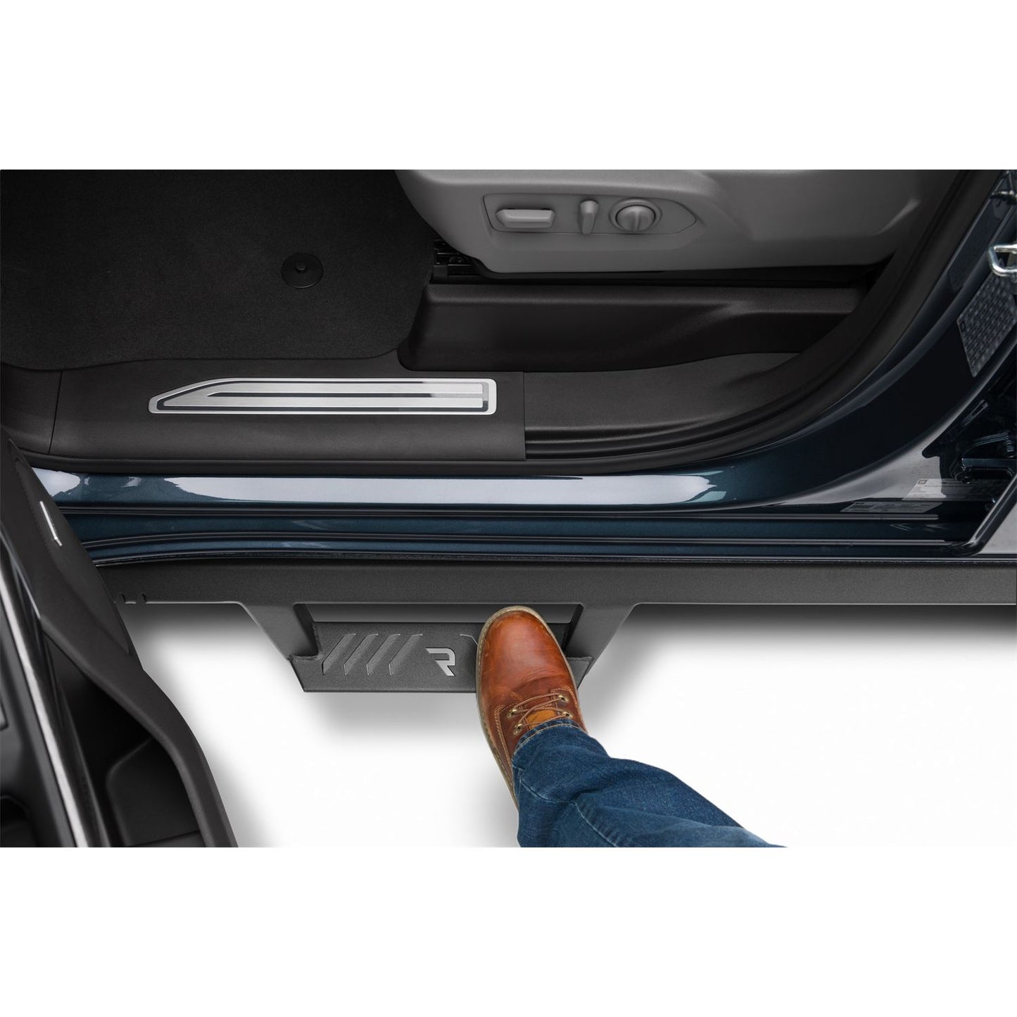 N-Fab | EpYx-Cab Len (2 Steps)-19 (New Body)-24 Silv/Sierra 1500/20-24HD Dbl-TX Blk | EXC19QC-TX
