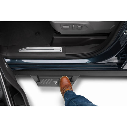 N-Fab | EpYx-Cab Len (2 Steps)-19 (New Body)-24 Silv/Sierra 1500/20-24HD Dbl-TX Blk | EXC19QC-TX