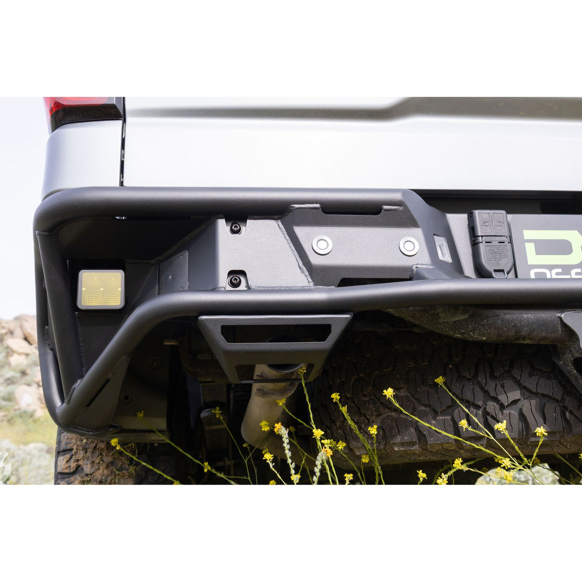 DV8 OFF-ROAD RBCS1-04 DV8 Offroad RBCS1-04 2019 for 2025 Chevy Silverado & GMC Sierra