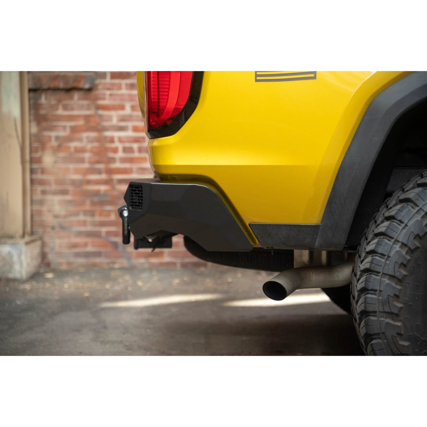 DV8 OFF-ROAD | 2023 2025 GMC Canyon Spec Series Rear Bumper  | RBCS3-02