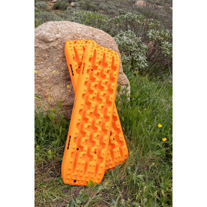 DV8 OFF-ROAD | DV8 Xtract Traction Boards Pair Orange  | RTB1-02OR