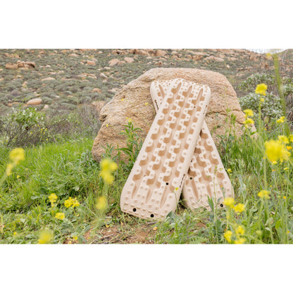 DV8 OFF-ROAD | DV8 Xtract Traction Boards Pair Tan  | RTB1-02TN