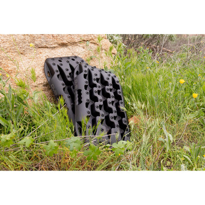 DV8 OFF-ROAD | DV8 Xtract Mini Traction Board Pair Black  | RTB2-02BK