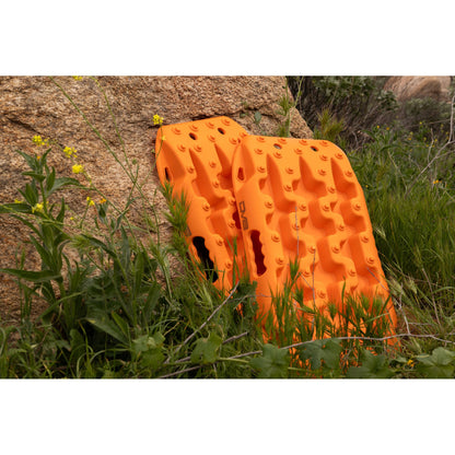 DV8 OFF-ROAD | DV8 Xtract Mini Traction Board Pair Orange  | RTB2-02OR