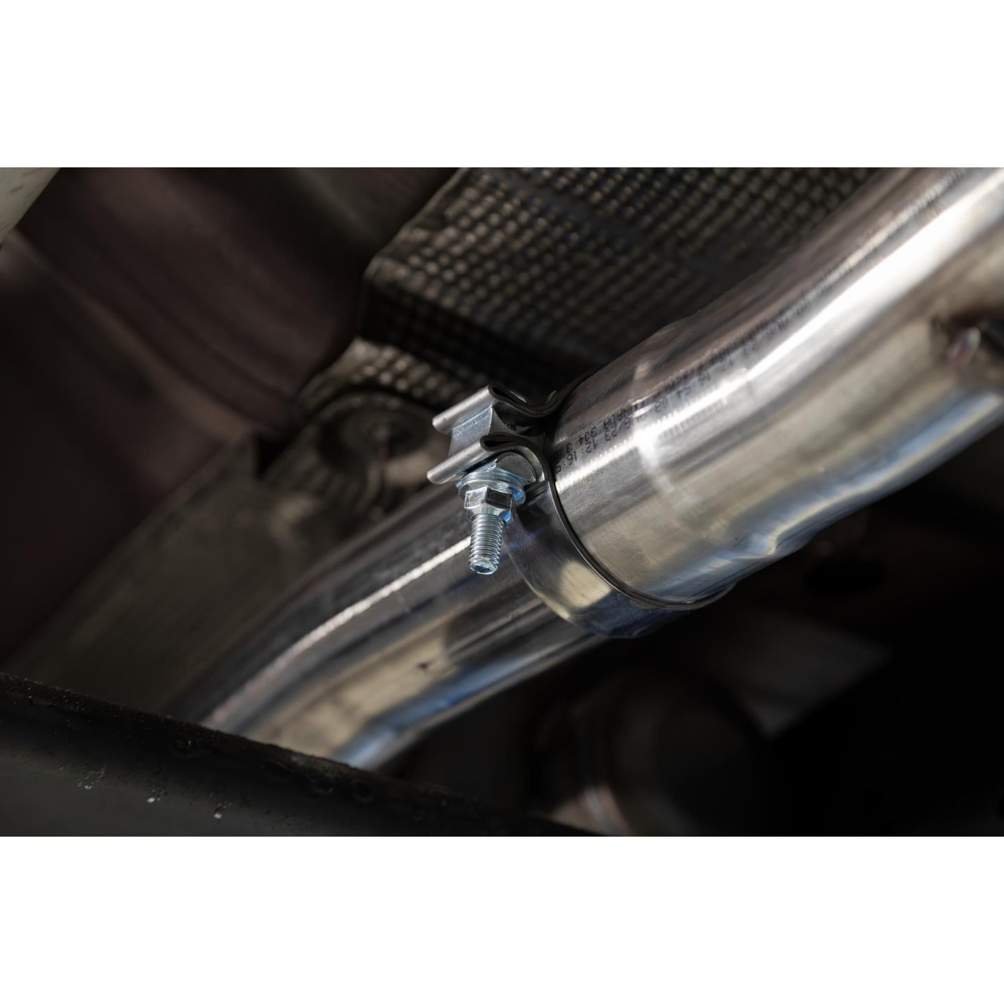 MBRP | 2019-up Silverado/Sierra 1500 2.7L Armor Lite Aluminized Steel 3 Inch Cat-Back, 2.5 Inch Dual Split Rear Exit  | S5021AL