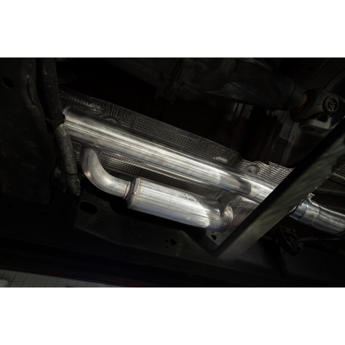 MBRP | 2019-Up Silverado/Sierra 1500 2.7L Armor BLK, Aluminized Steel 3 Inch Cat-Back, 2.5 Inch Dual Split Rear Exit  | S5021BLK