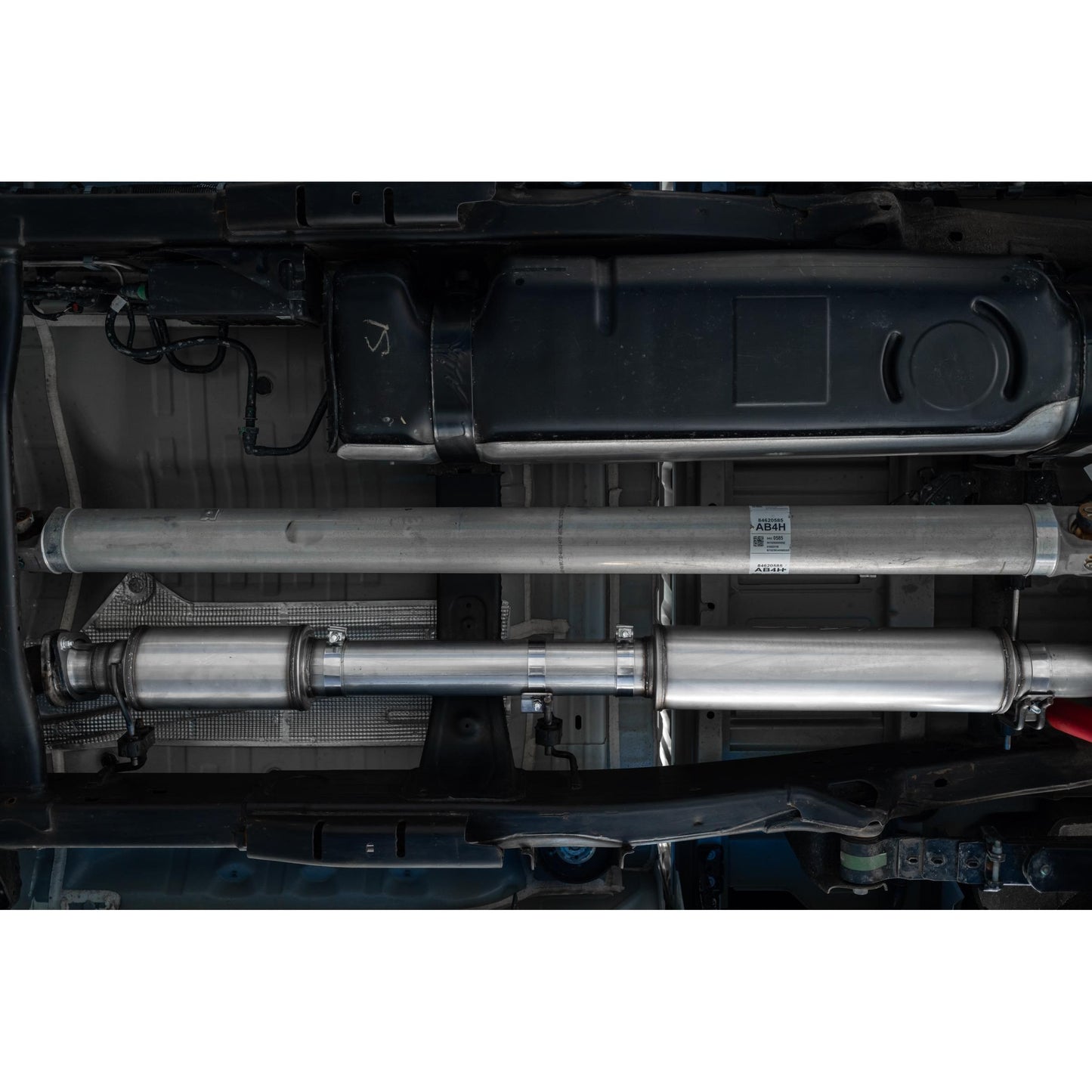 MBRP |  4 Inch Cat Back Exhaust System Single Side Exit 20-Up Silverado/Sierra 2500/3500 HD 6.6L V8 Armor Lite  | S5093AL