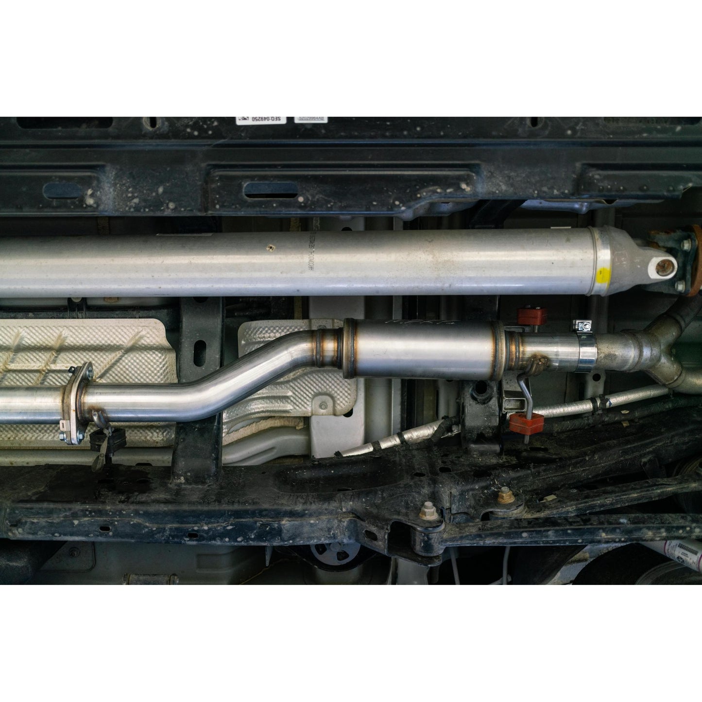 MBRP | Dodge 3 Inch Single In/Out Muffler Replacement Armor Plus Series For 19-24 RAM 1500 5.7L Hemi  | S5143409