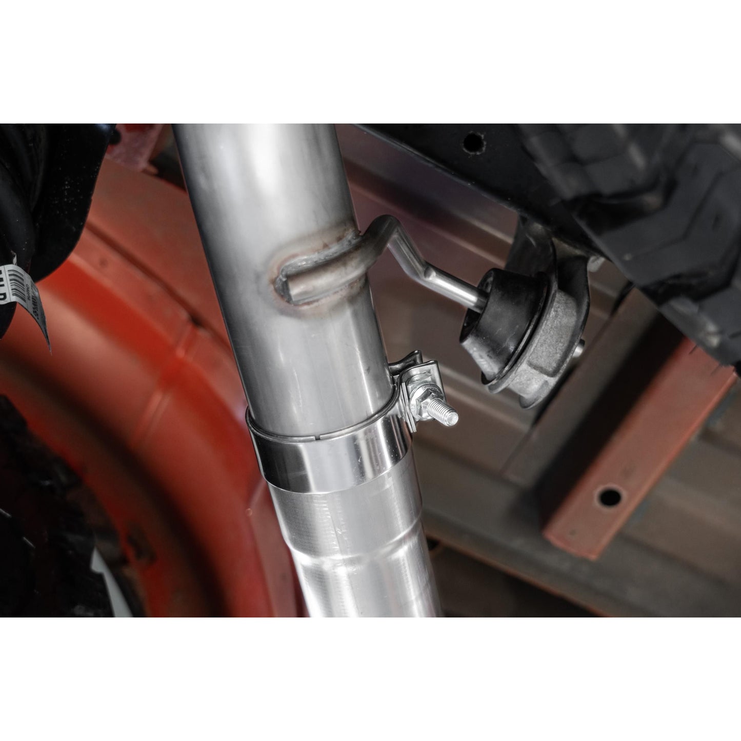 MBRP | 2021-Up Ford F-150 Raptor 3.5L EcoBoost HO 3 Inch Axle-Back Dual Rear Exit T304 Stainless Steel with Carbon Fiber Tips  | S52663CF