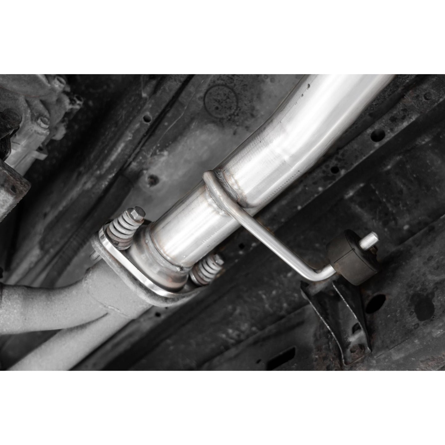MBRP | 03-24 Toyota 4Runner 11-16 Toyota Land Cruiser Prado Armor Lite Aluminized Steel 2.5 Inch Cat-Back High Clearance Turn Down Single Rear Exit  Exhaust System | S5343AL