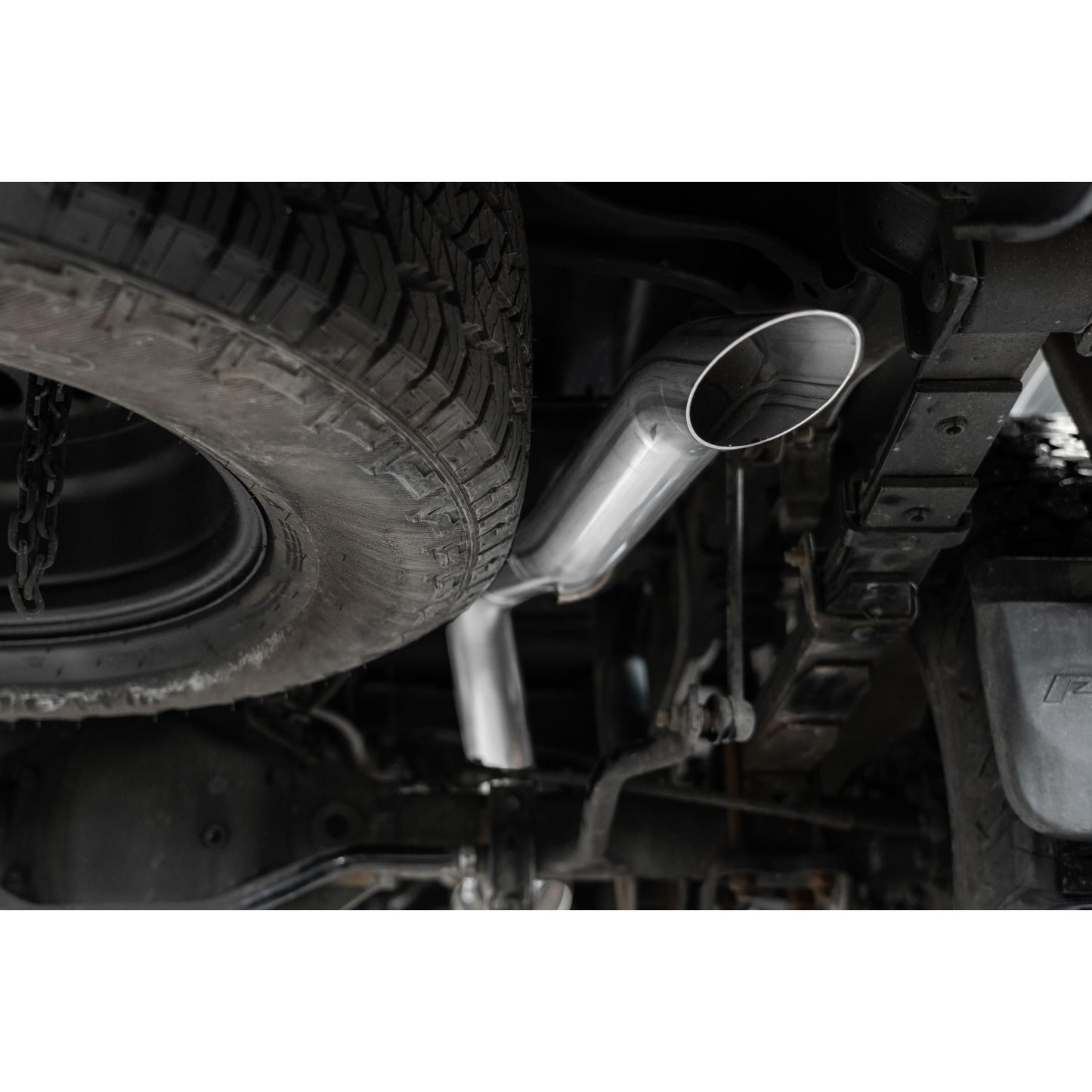 MBRP | 2022-Up Nissan Frontier 3.8L Turn Down Aluminized Steel 2.5 Inch Cat-Back 3 Inch Single High Clearance Rear Exit Armor Lite Series  | S5409AL