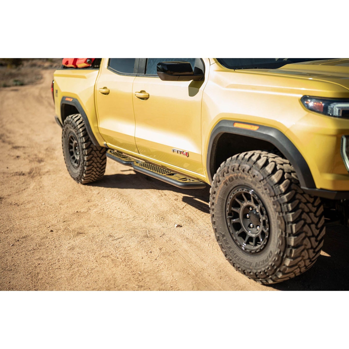 DV8 OFF-ROAD | 2023 2024 Chevy Colorado & GMC Canyon OE Plus Side Steps  | SRCS3-01