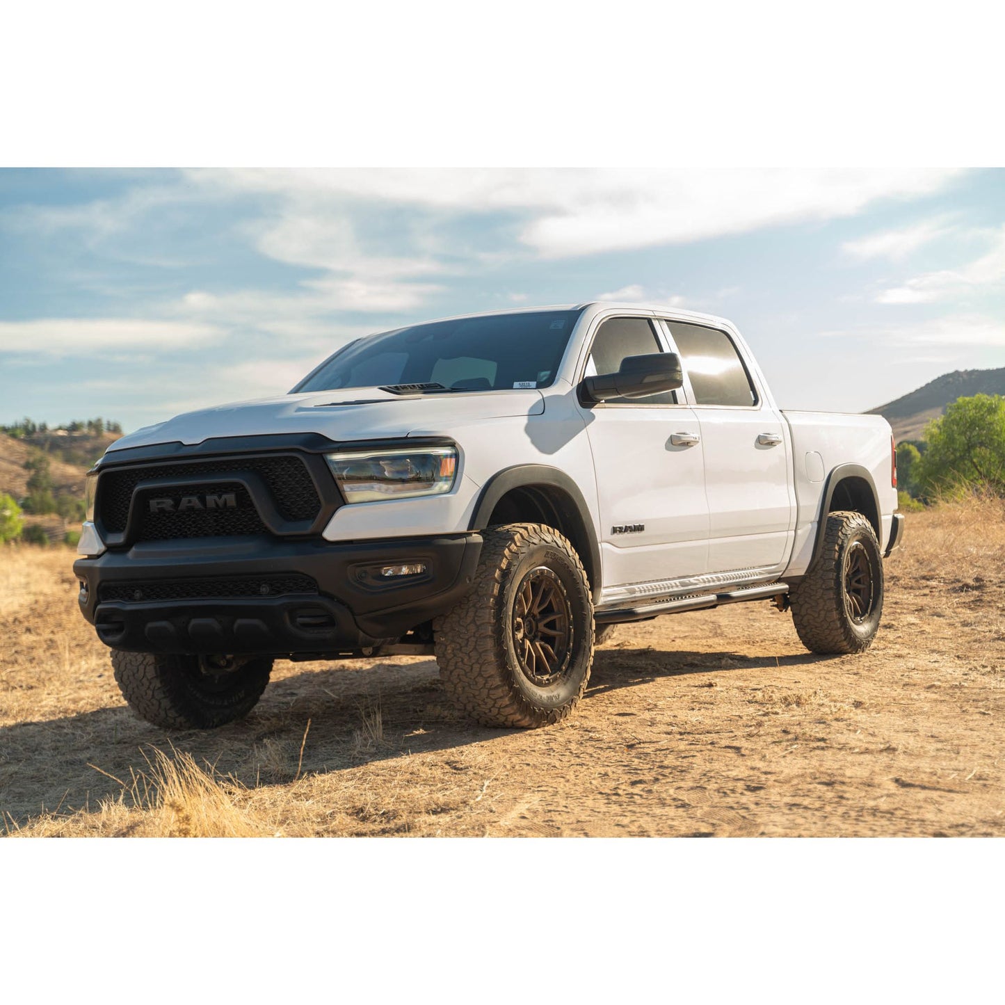 DV8 OFF-ROAD | 2019 2025 RAM 1500 Crew Cab OE Plus Side Steps  | SRDR1-01