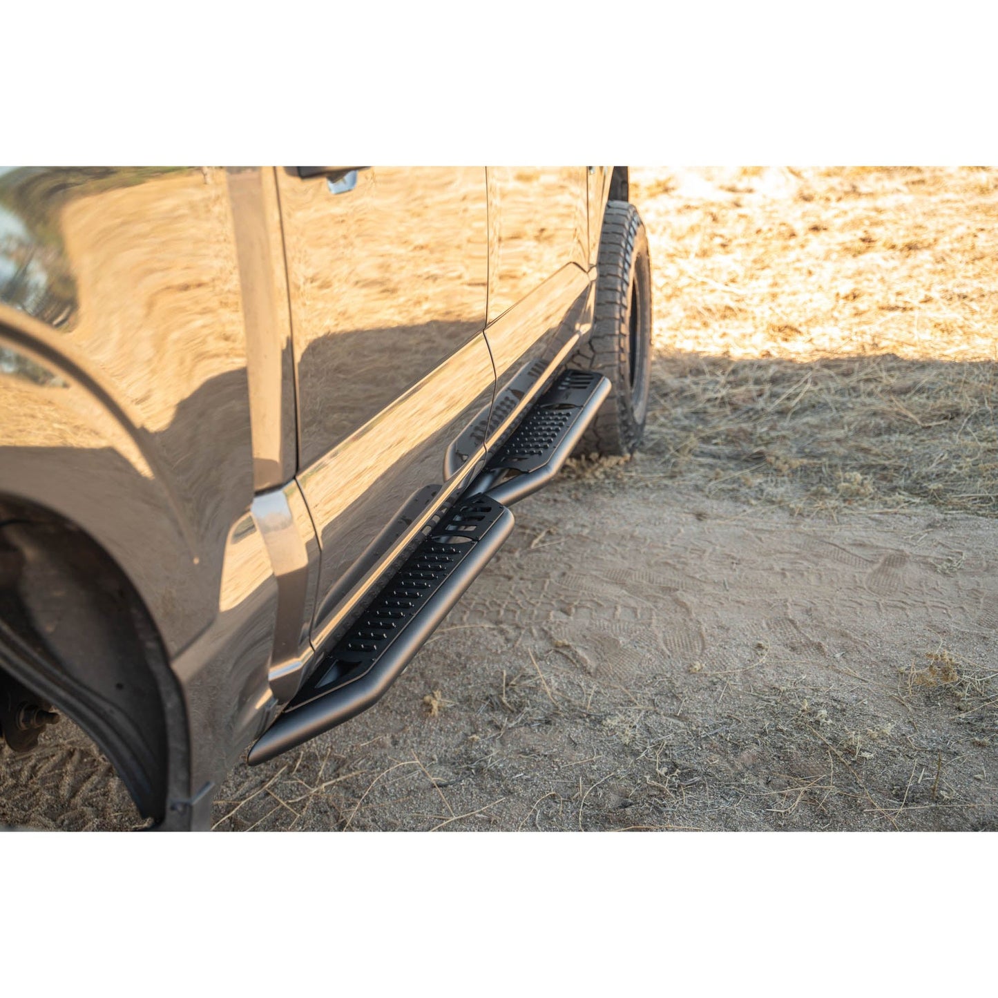 DV8 OFF-ROAD | 2015 2024 Ford F 150 OE Plus Side Steps  | SRFF1-01