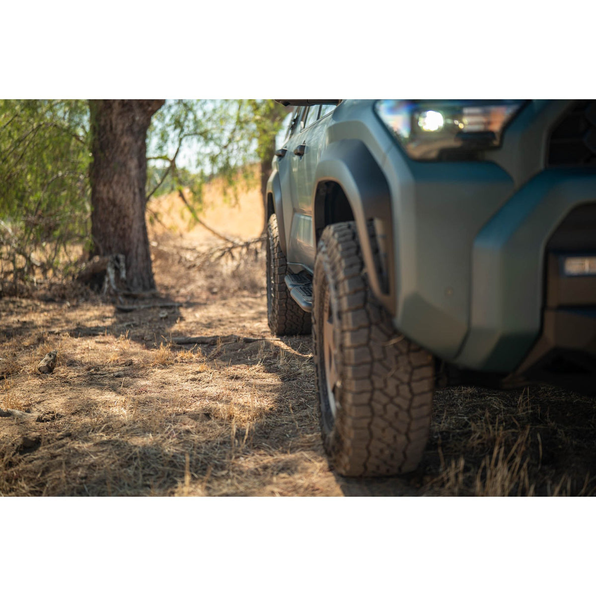DV8 OFF-ROAD SRTF3-02 DV8 Offroad SRTF3-02 4Runner OE Plus Side for 2025 Toyota 4Runner