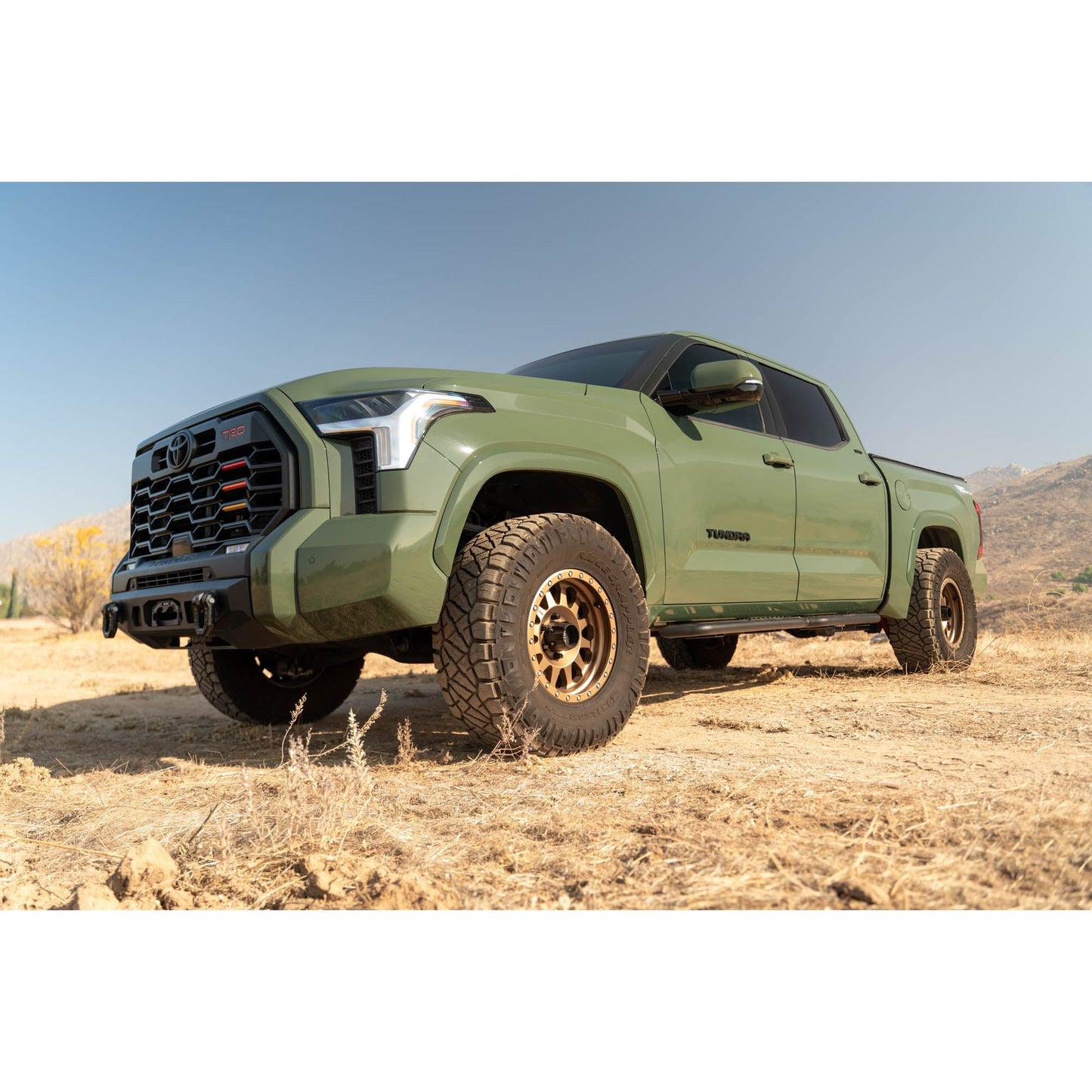 DV8 OFF-ROAD | 2022 2025 Toyota Tundra OE Plus Side Steps  | SRTT2-01
