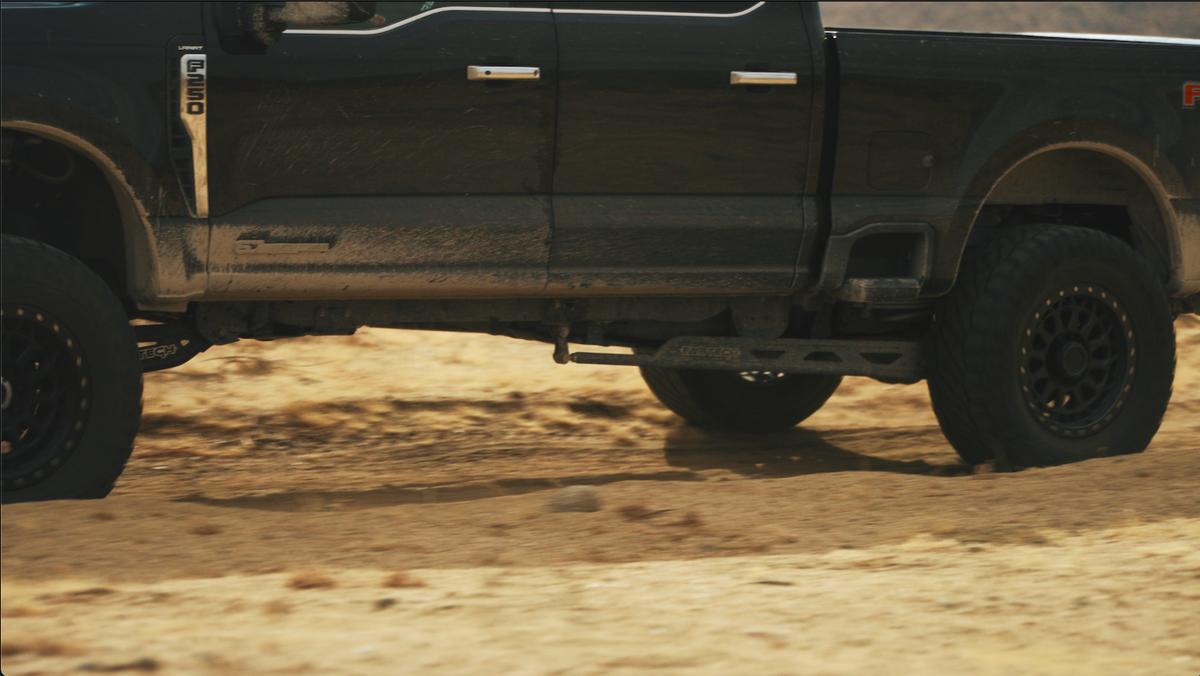 FABTECH | Floating Rear Traction Bar System | Ford F250 / Ford F350 | FTS62010 — product image 2
