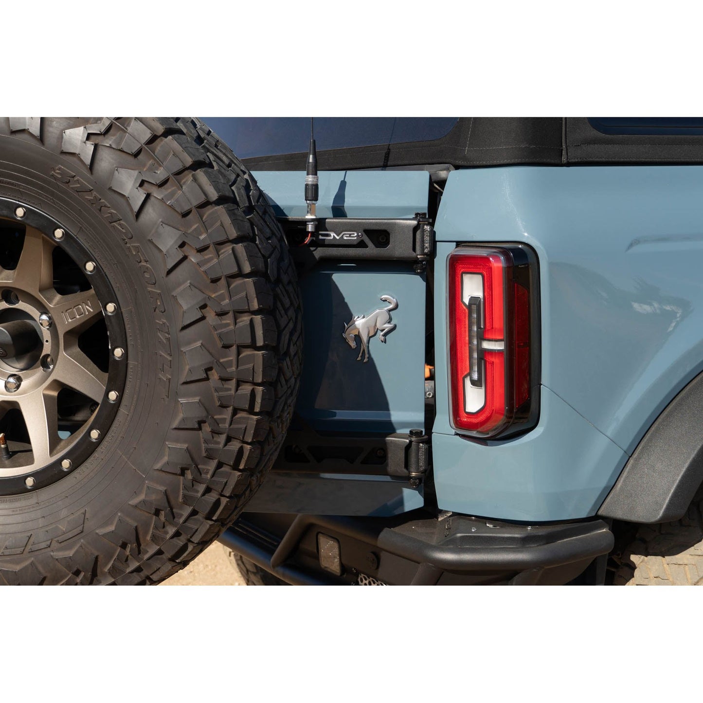 DV8 OFF-ROAD | 2021 2024 Ford Bronco Tire Carrier  | TCBR-02