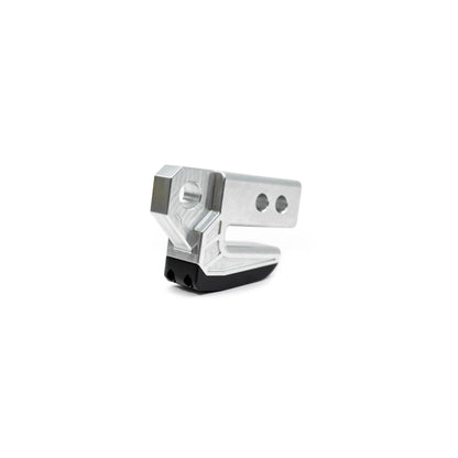 DV8 OFF-ROAD | DV8 Xtract Hitch Skid Plate Raw  | UNHS-01RW