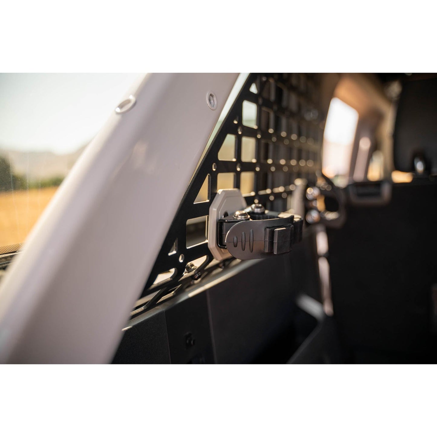 DV8 OFF-ROAD | Quick Release Molle Tool Mounts Black  | UNMM-01BL