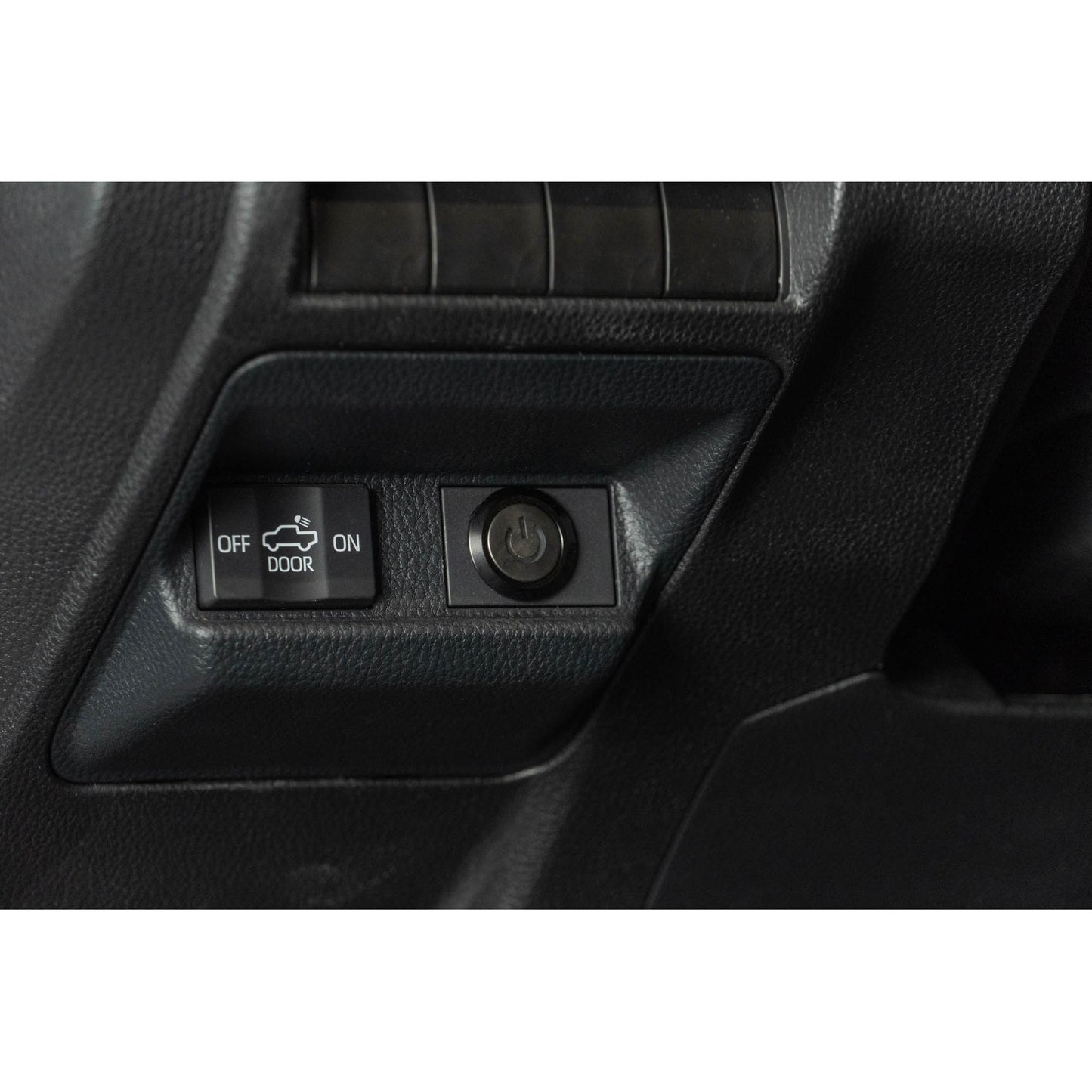 DV8 OFF-ROAD | 40 Amp Wire Harness with DT Connector & Switch  | UNWH-03
