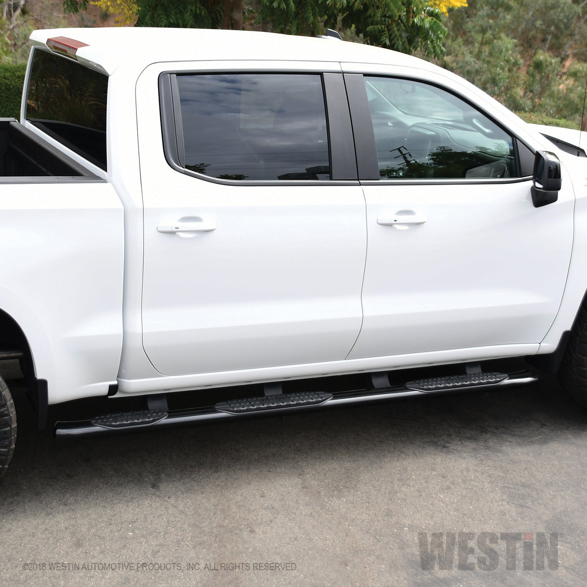 Westin PRO TRAXX 5 Oval W2W Nerf Steps 2019-2024 Chevy/GMC Silverado/Sierra 1500 Crew Cab