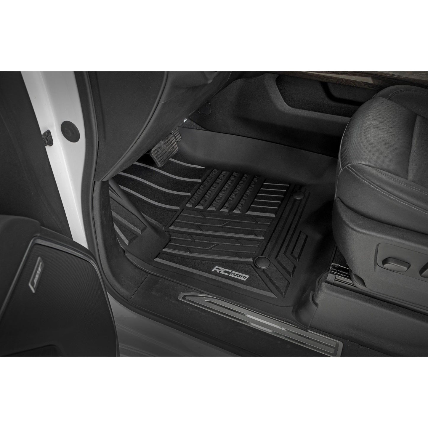 ROUGH COUNTRY Flex-Fit Floor Mats | FR & RR | FR Bucket | Crew | Chevy/GMC 1500/2500HD/3500HD (19-26 & Classic) | FF-21612