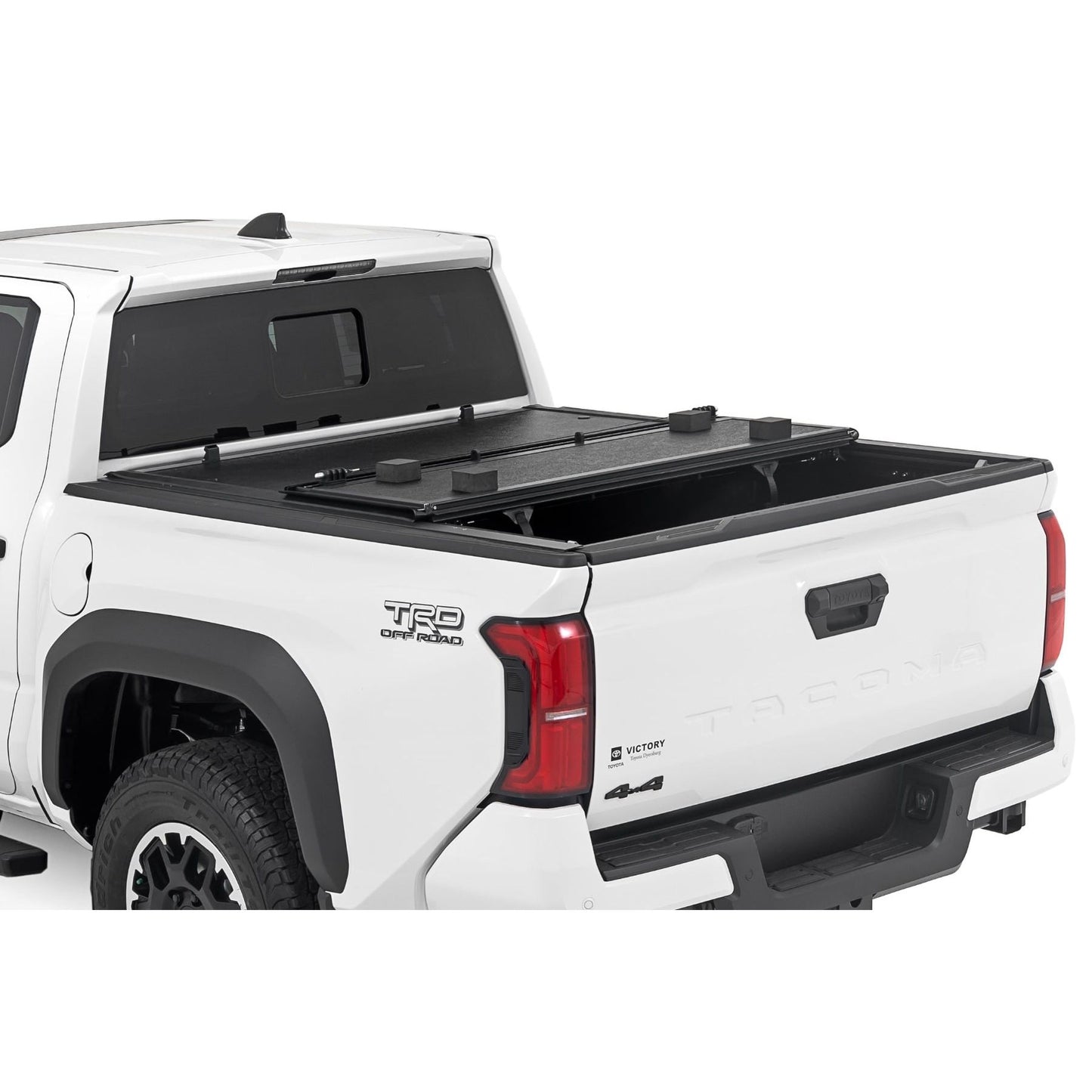 ROUGH COUNTRY | Hard Low Profile Bed Cover  6' Bed  Toyota Tacoma 2WD/4WD (2024-2026) | 47410600B