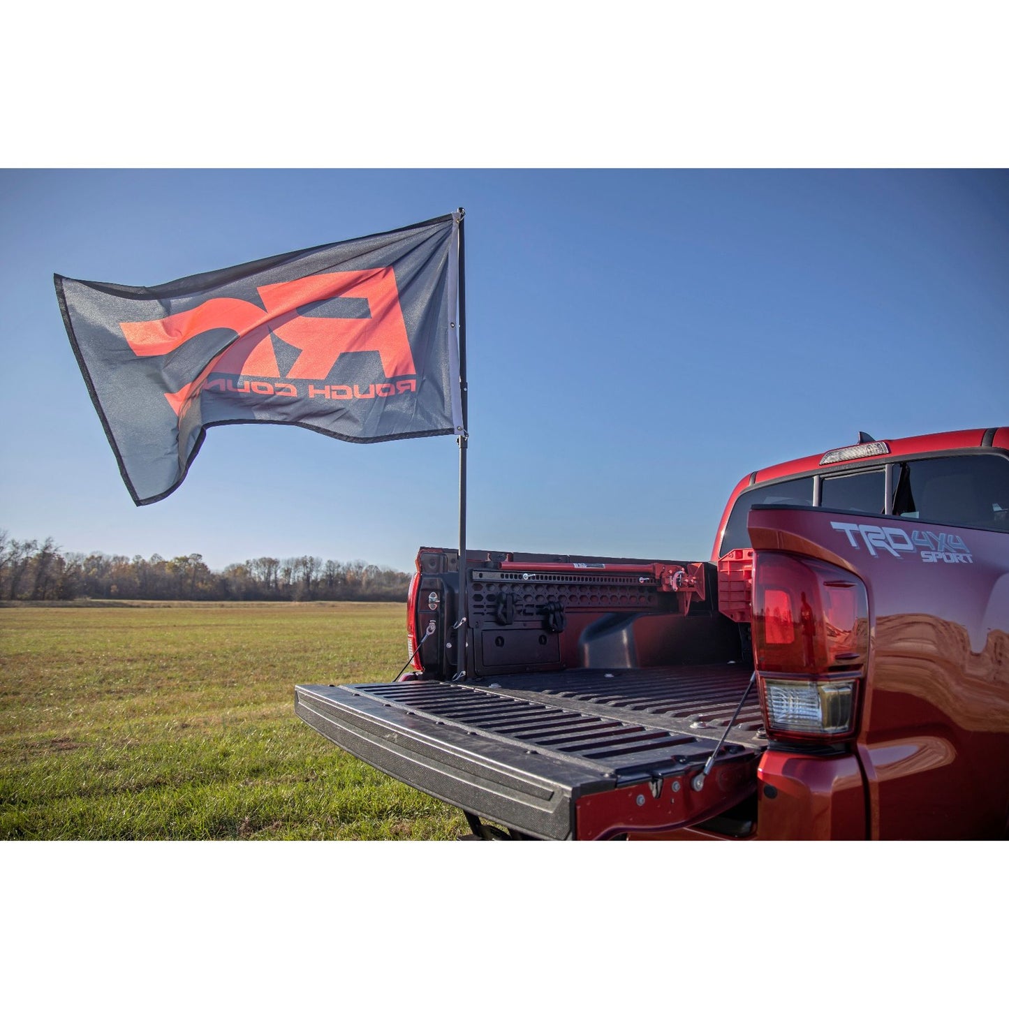 ROUGH COUNTRY Flag Pole Holder | Bed Rail | 117501