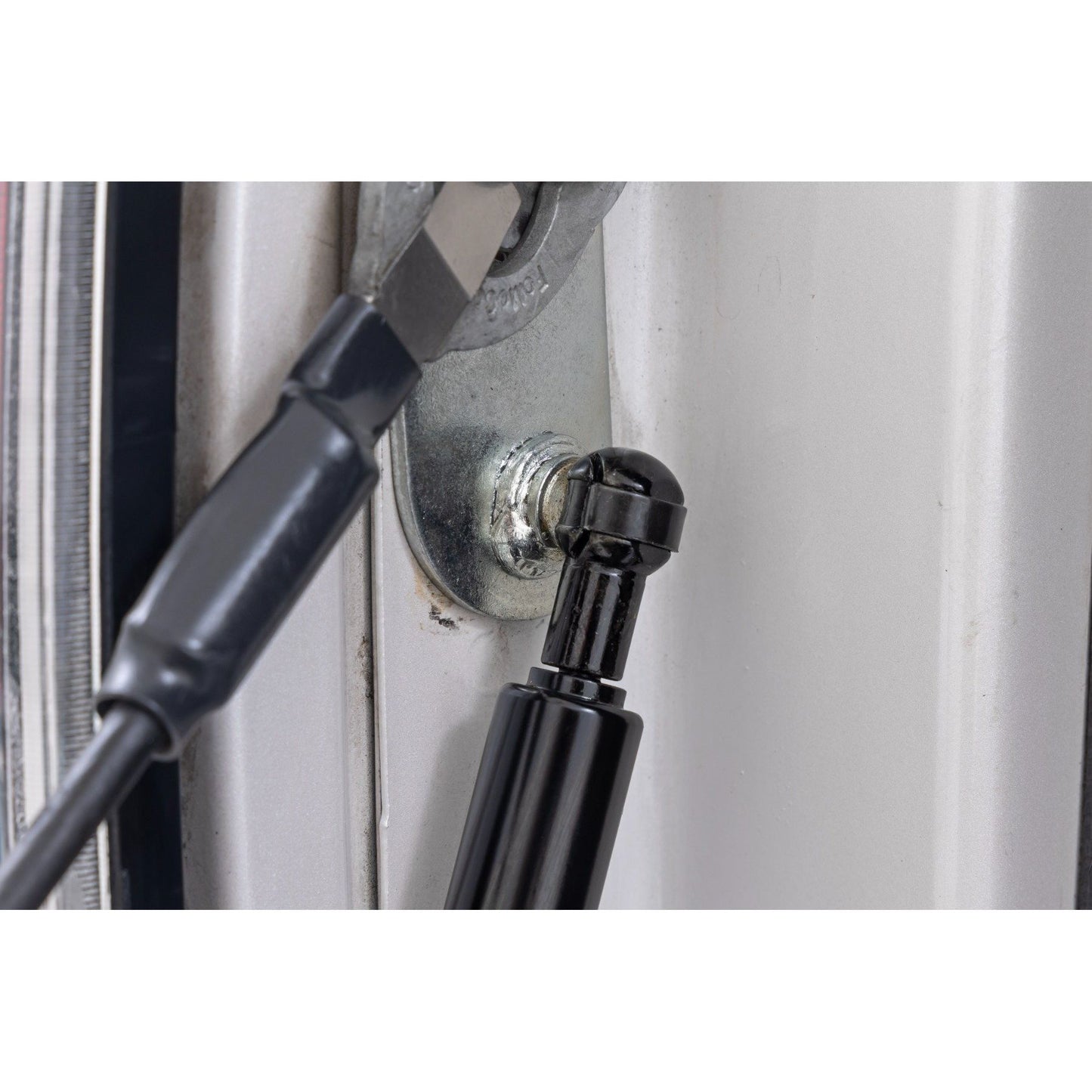 ROUGH COUNTRY Tailgate Assist | Ford F-150 2WD/4WD (2004-2014) | 73214