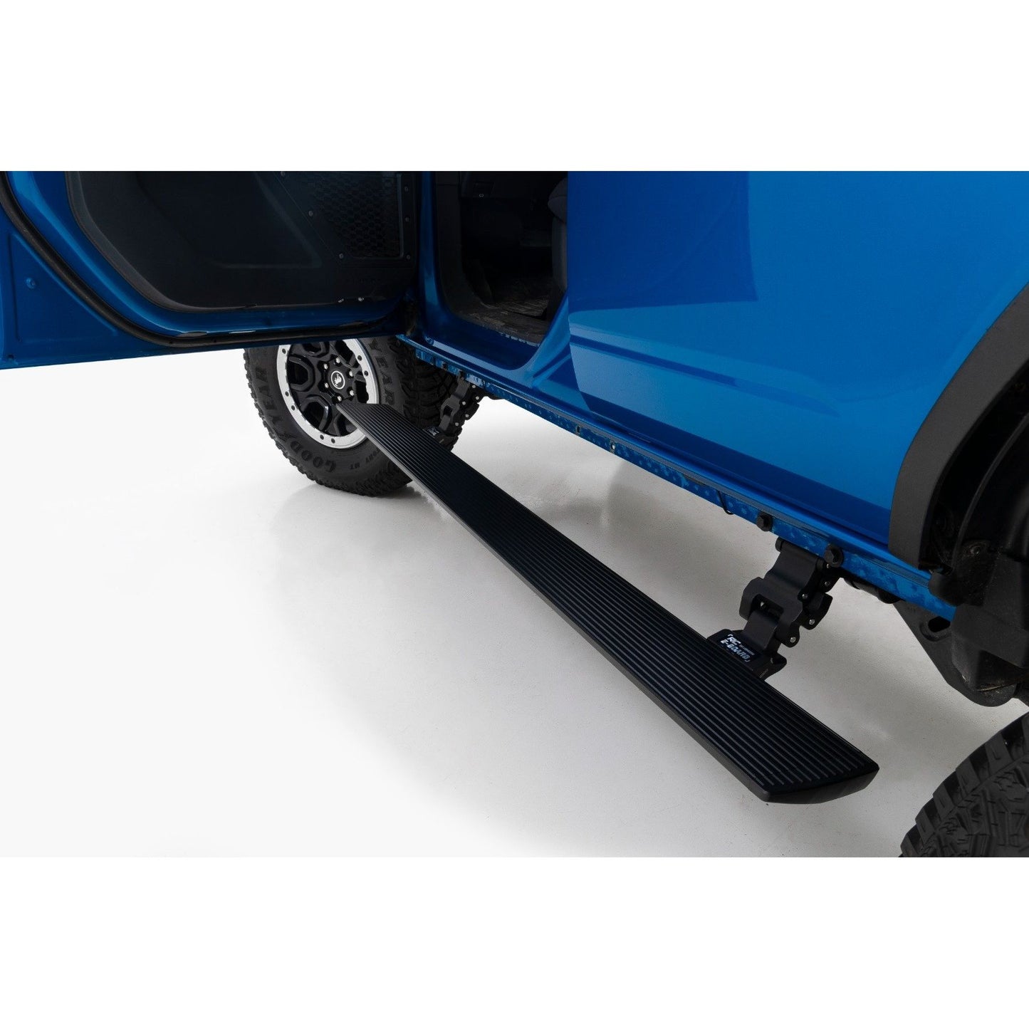ROUGH COUNTRY Power Running Boards | Dual Electric Motor | 4 Door | Ford Bronco 4WD (21-25) | PSR51330