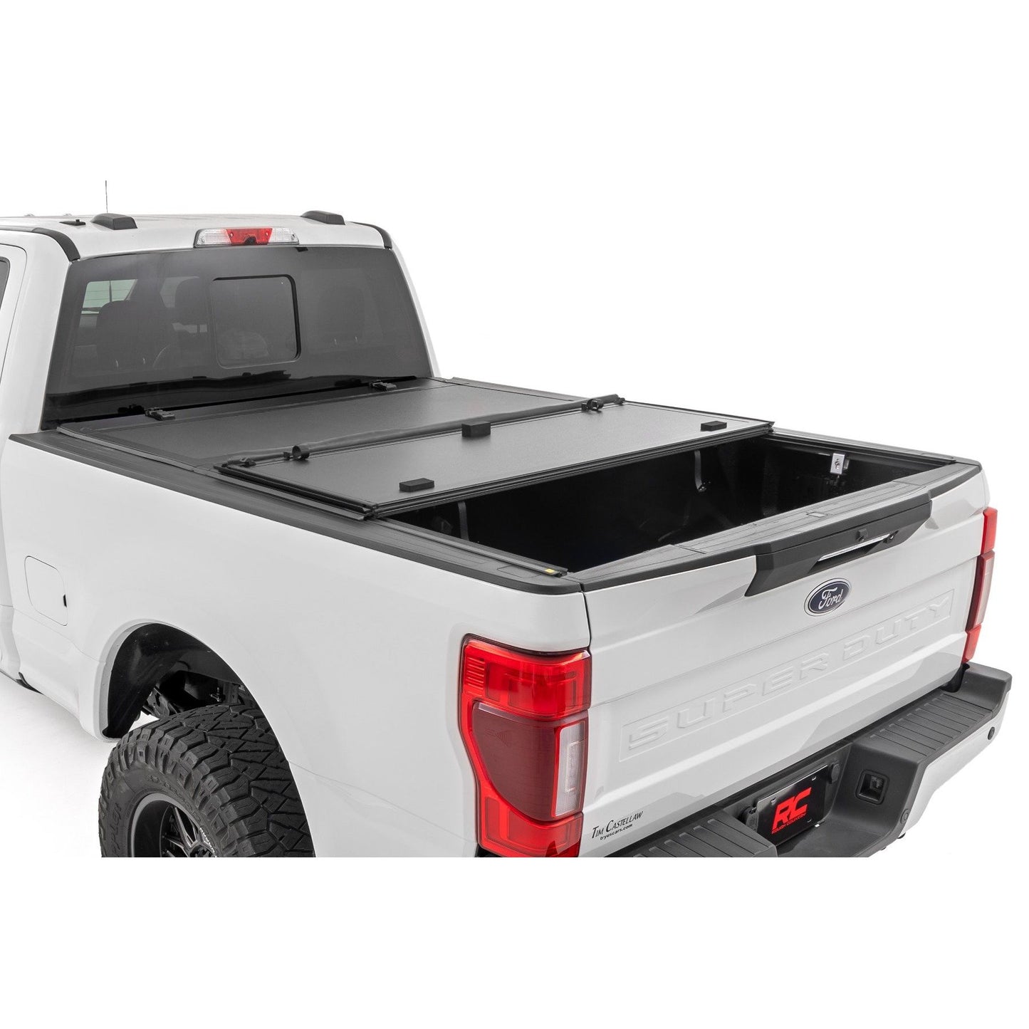 ROUGH COUNTRY Hard Tri-Fold Flip Up Bed Cover | 6'10" Bed | Ford F-250/F-350 Super Duty (17-26) | 49220651