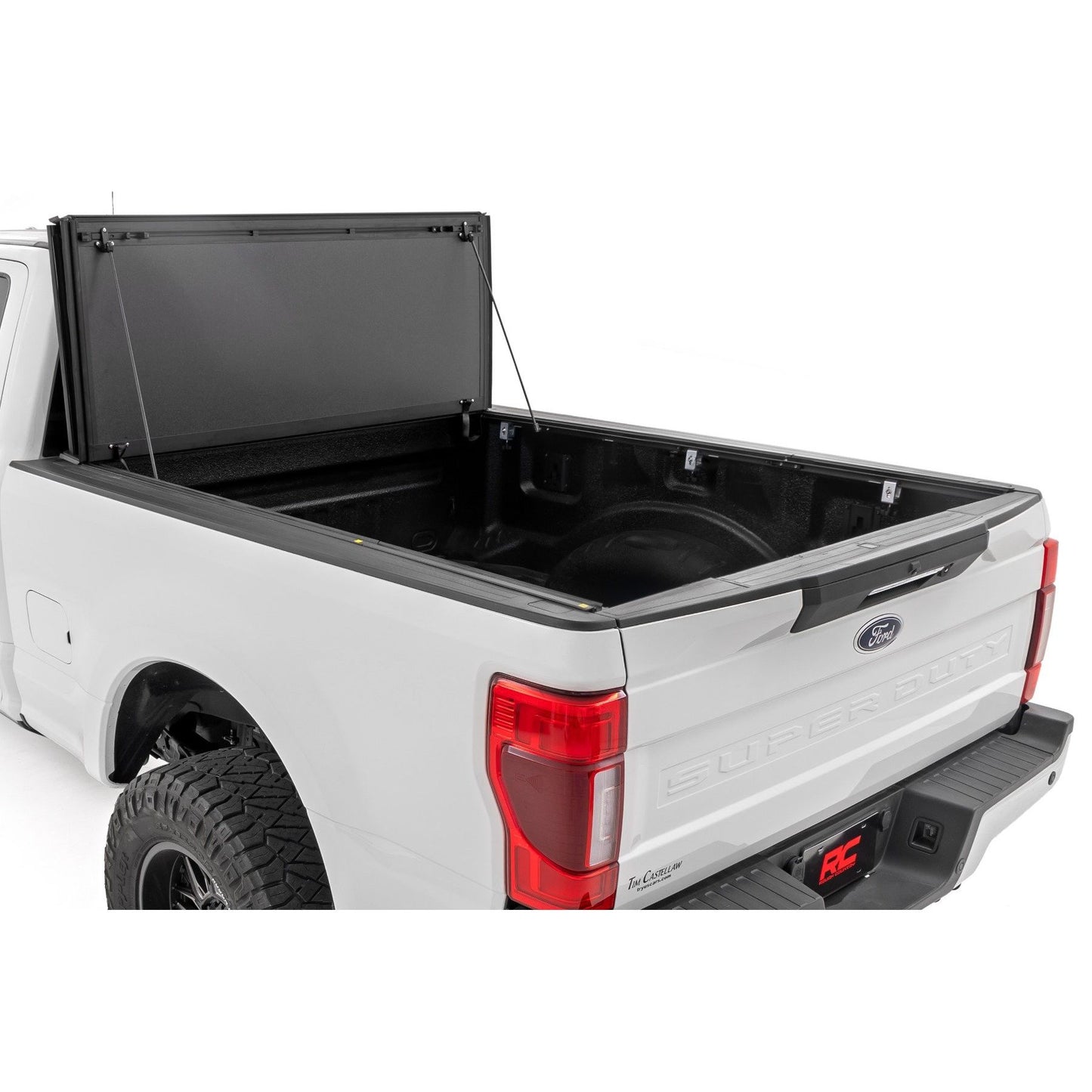 ROUGH COUNTRY Hard Tri-Fold Flip Up Bed Cover | 6'10" Bed | Ford F-250/F-350 Super Duty (17-26) | 49220651