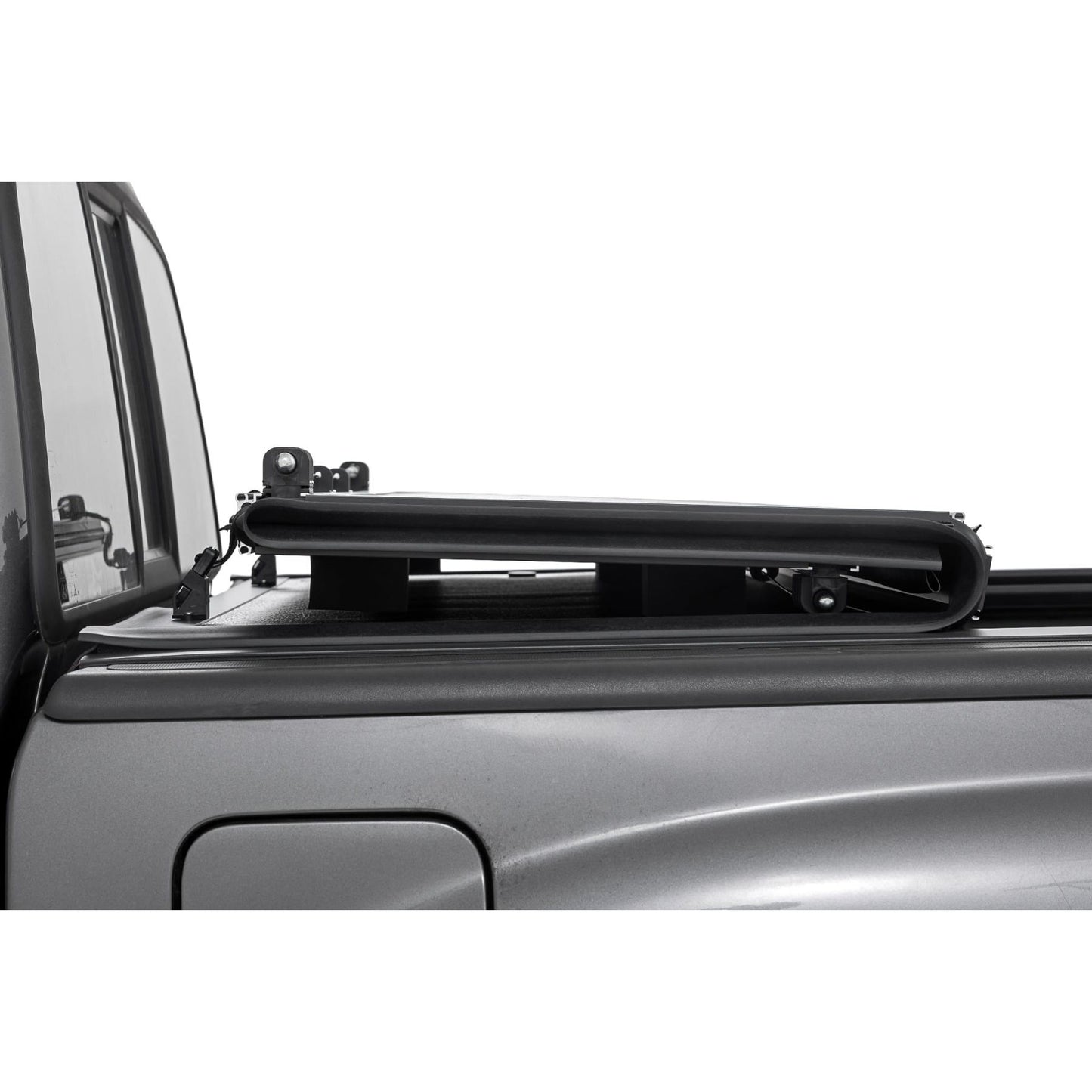 ROUGH COUNTRY | Hard Low Profile Bed Cover  5' Bed  Toyota Tacoma 2WD/4WD (05-15) | 47415500B