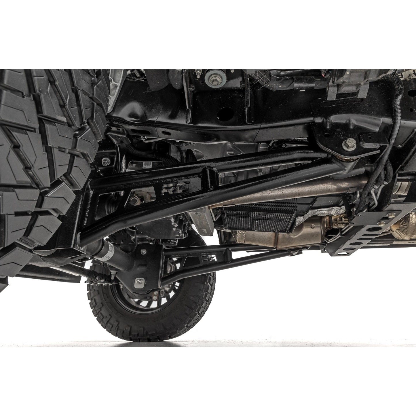 ROUGH COUNTRY Radius Arm Upgrade | Ford F-250/F-350 Super Duty 4WD (2023-2025) | 43701A
