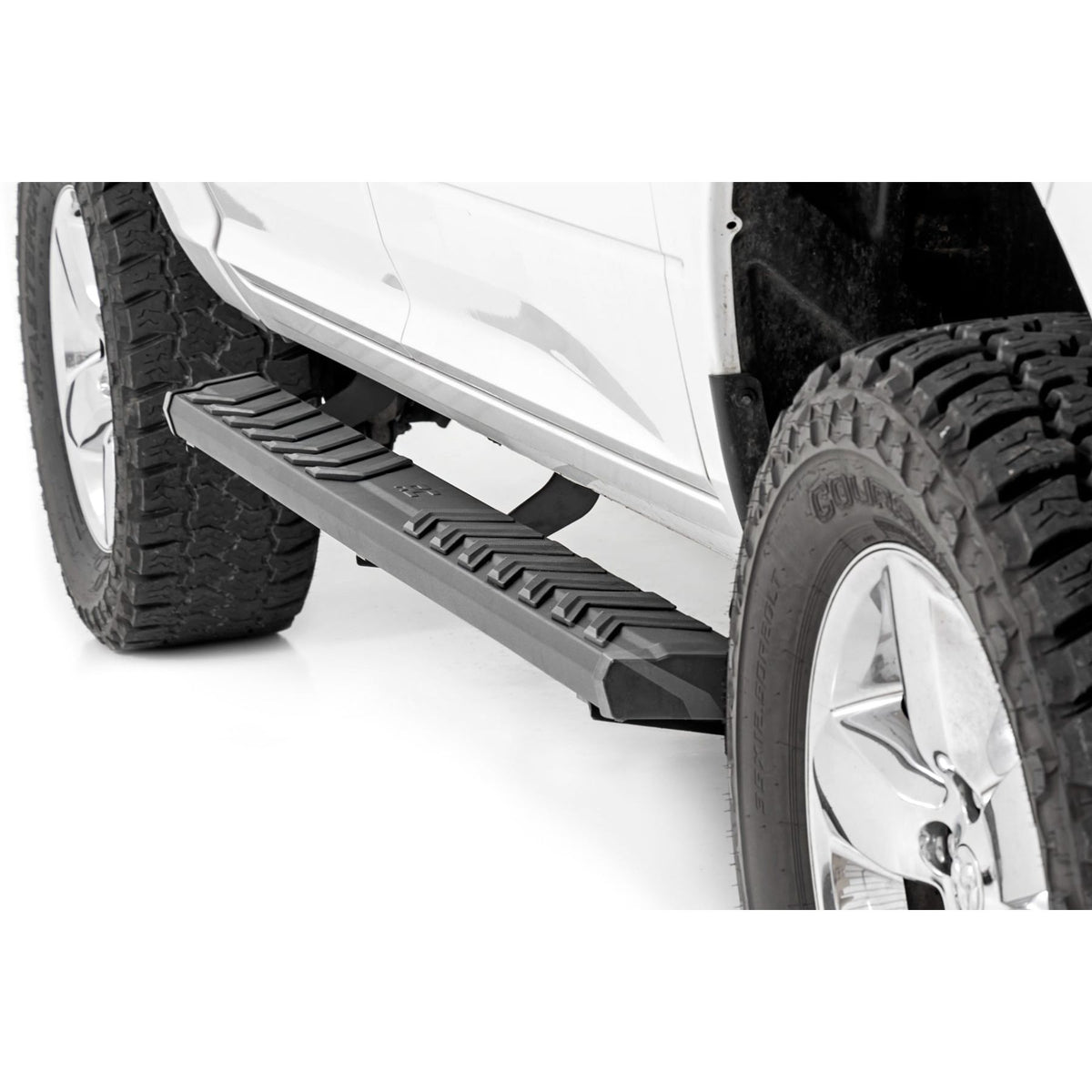 ROUGH COUNTRY RCS41003A 41003A BA2 Running Board Side Ram 1500/2500/3500