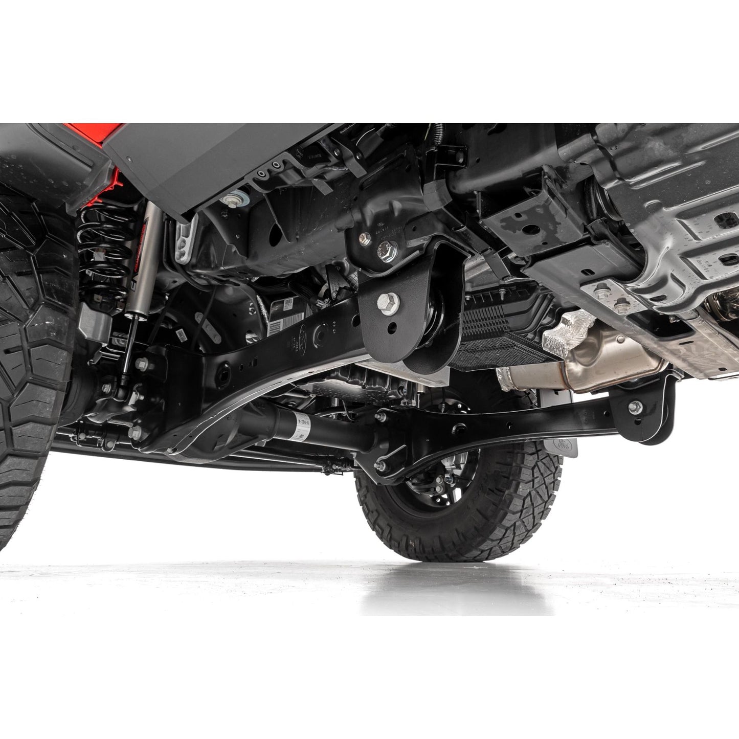 ROUGH COUNTRY | 3 Inch Lift Kit  M1  Ford F-250/F-350 Super Duty 4WD (2023-2026) | 43440