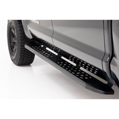ROUGH COUNTRY RPT2 Running Board | Crew Cab | Black | Toyota Tundra 2WD/4WD (2007-2021) | 44006