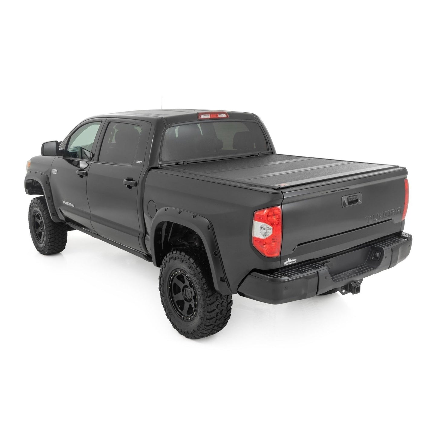 ROUGH COUNTRY Hard Low Profile Bed Cover | 5'7" Bed | Toyota Tundra 2WD/4WD (2007-2021) | 47414550B