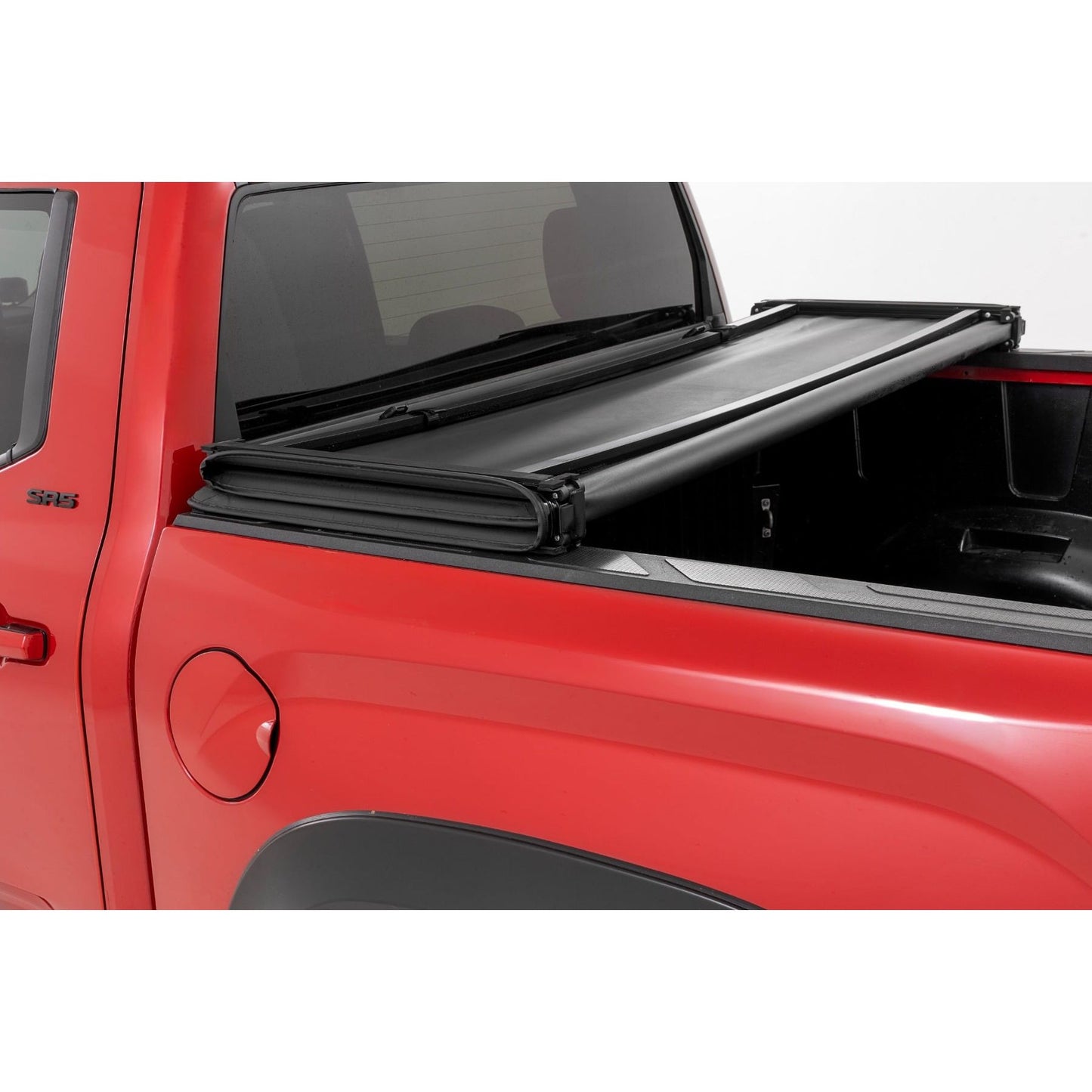 ROUGH COUNTRY | Soft Tri-Fold Bed Cover  5'7" Bed  with and w/o OE Rail  Toyota Tundra (22-26) | 41419560A