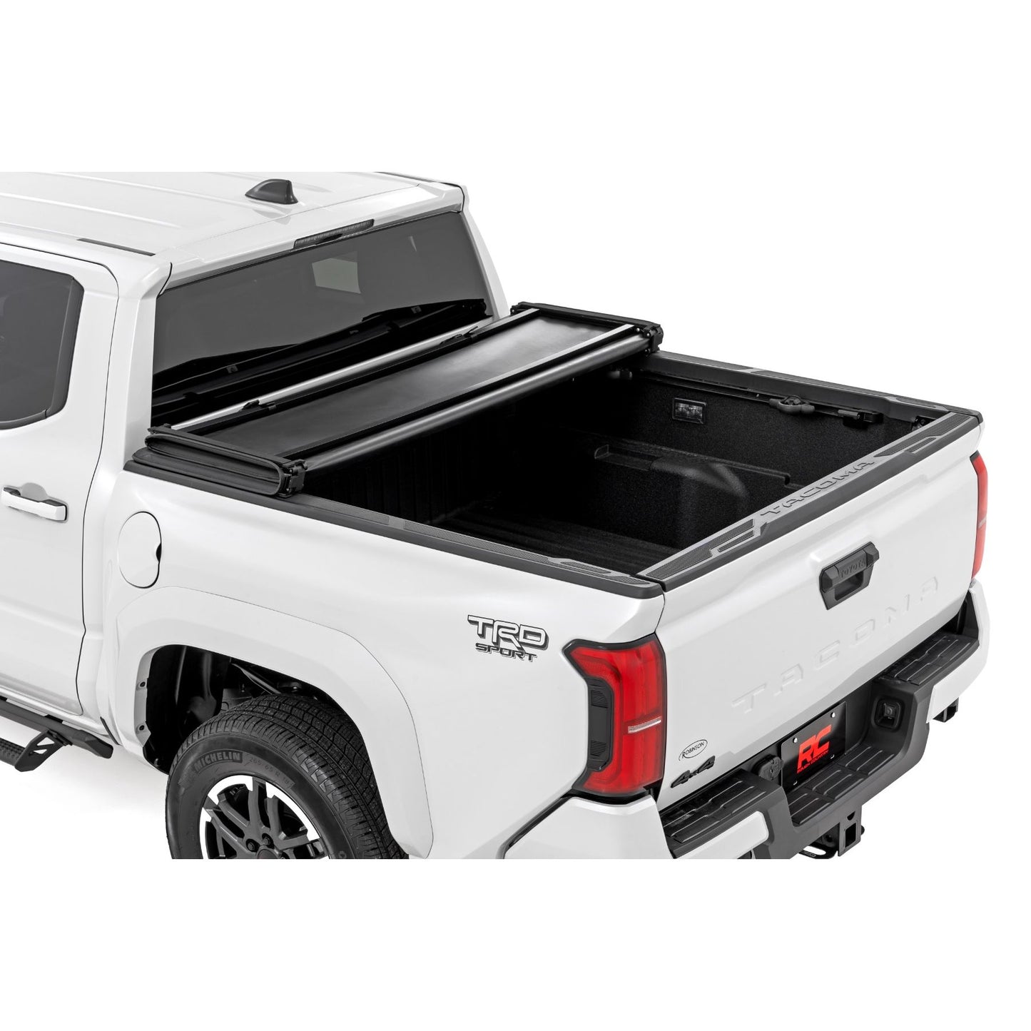 ROUGH COUNTRY | Soft Tri-Fold Bed Cover  5' Bed  Dbl Cab  Toyota Tacoma 2WD/4WD (24-26) | 41716505A