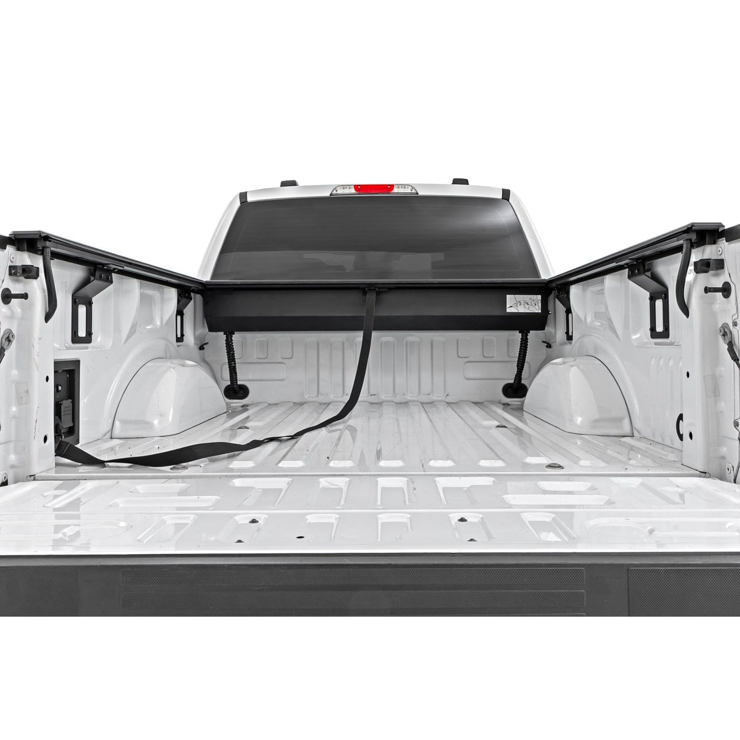 ROUGH COUNTRY | Manual Retractable Bed Cover  5'7" Bed  Ford F-150 (15-26)/F-150 Lightning (22-26) | 53509550