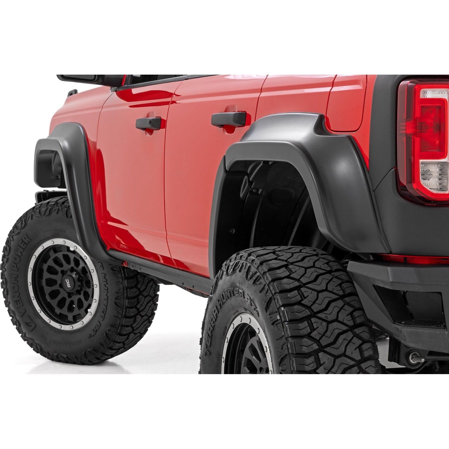 ROUGH COUNTRY Fender Flares | JS Iconic Siver | Ford Bronco 4WD (2021-2025) | O-F12124-JS