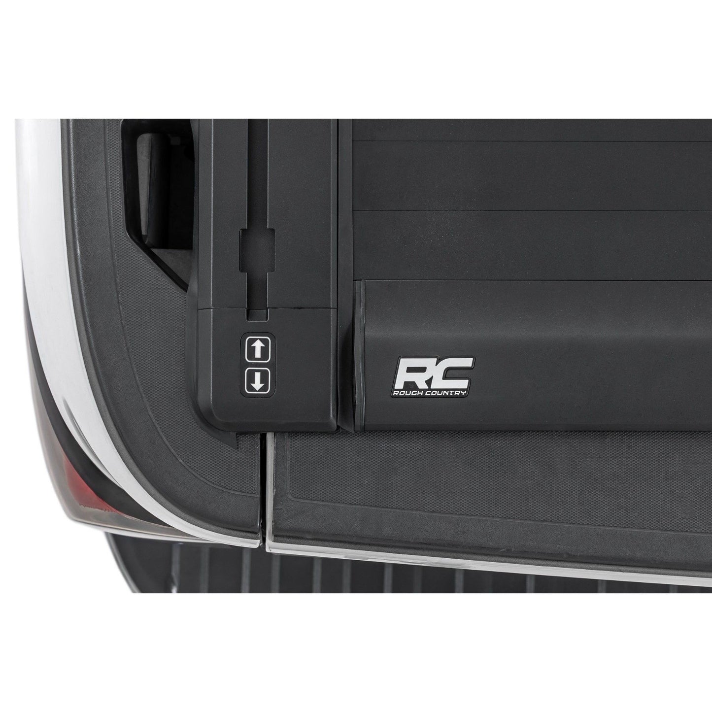 ROUGH COUNTRY Powered Retractable Bed Cover | 5'9" Bed | GM 1500 (14-18) / 2500 (14-19) | 51214550